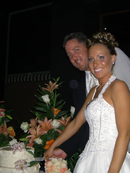 American newlyweds filmed their wedding night photo 11