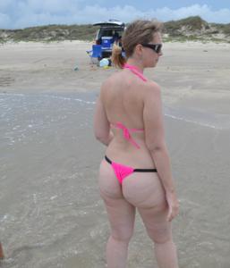 Fianchi larghi americani in bikini - foto #20