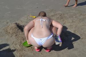 Fianchi larghi americani in bikini - foto #22