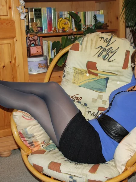 Lástima que rara vez se quita las bragas foto 36