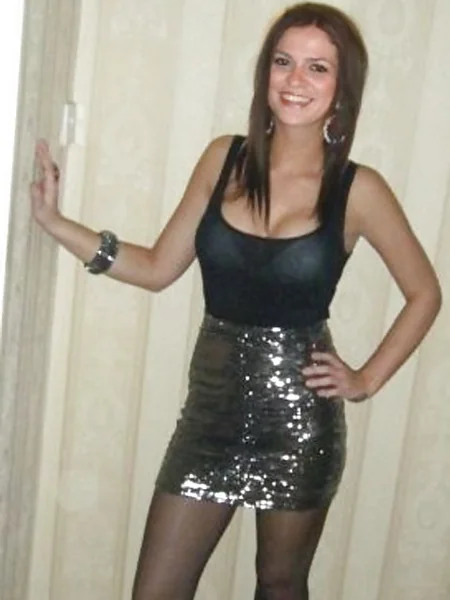 Brunette Sofia sometimes shows off her nakedness photo 7