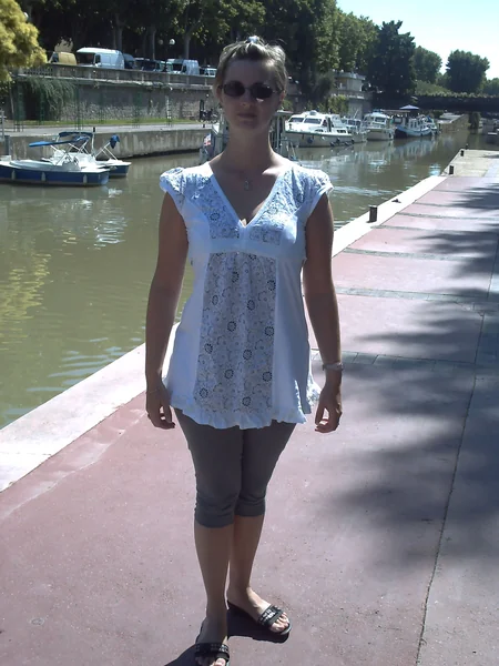 A French slut excites her husband for a long time photo 18