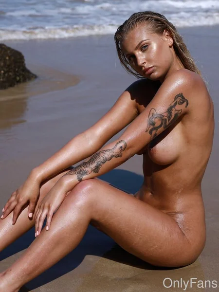 Toma inesperada con una modelo erótica australiana foto 28