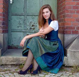 Erotica delle donne tedesche in abiti tradizionali - foto #51