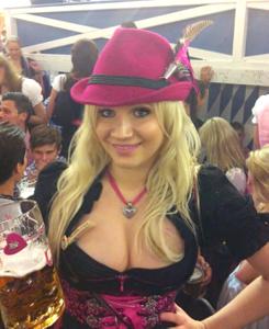 Erotica delle donne tedesche in abiti tradizionali - foto #57