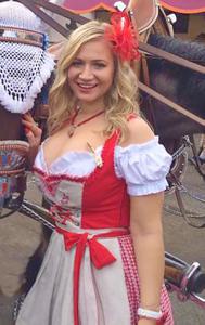 Erotica delle donne tedesche in abiti tradizionali - foto #61