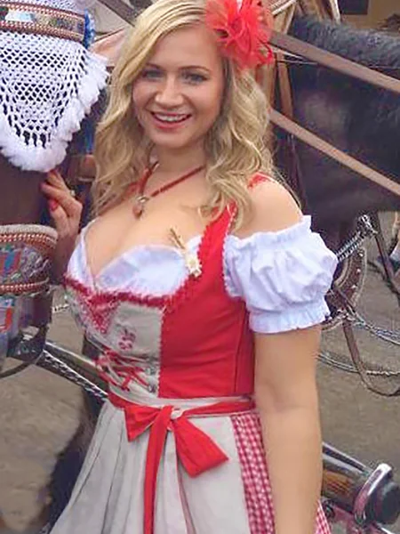 Erotismo de mujeres alemanas con trajes tradicionales foto 61