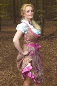 Erotica delle donne tedesche in abiti tradizionali - foto #69