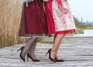 Erotica delle donne tedesche in abiti tradizionali - foto #91