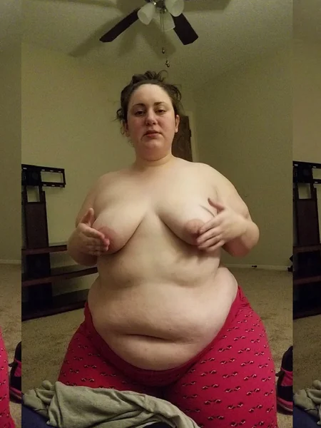 Mulher gorda a praticar sexo oral foto 21