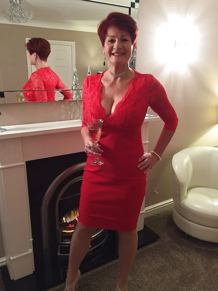 Зрелые женщины, которые не против немного пошалить фото 18