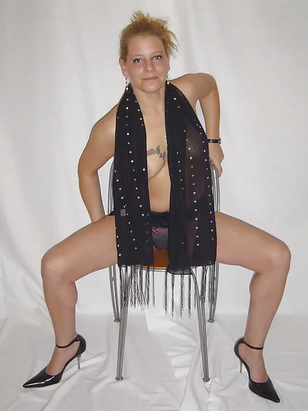 A German MILF exhibitionist photo 4