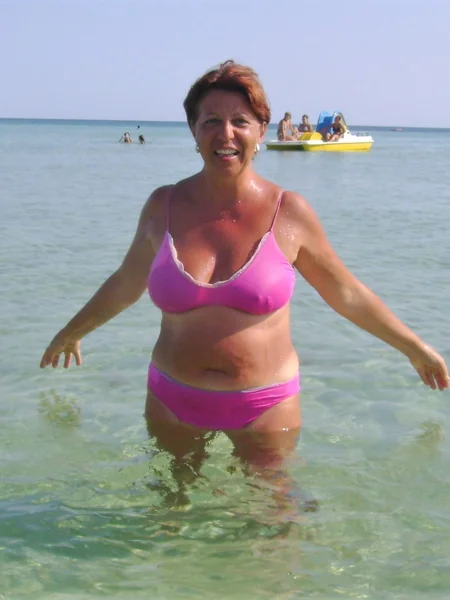 La abuela italiana se desnuda foto 10