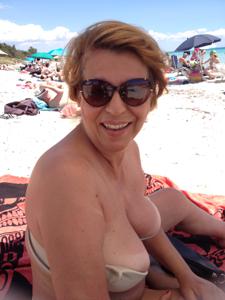 La nonna italiana diventa nuda - foto #52
