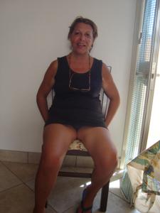La nonna italiana diventa nuda - foto #77