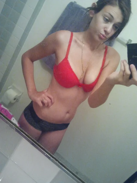 Se pregunta por qué no tiene novio foto 15