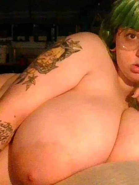 Толстая эмо-девушка фото 15