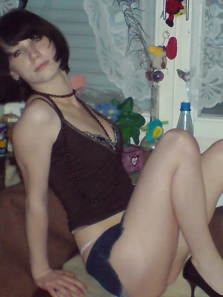 Uma jovem alemã sonha com sexo bruto foto 6