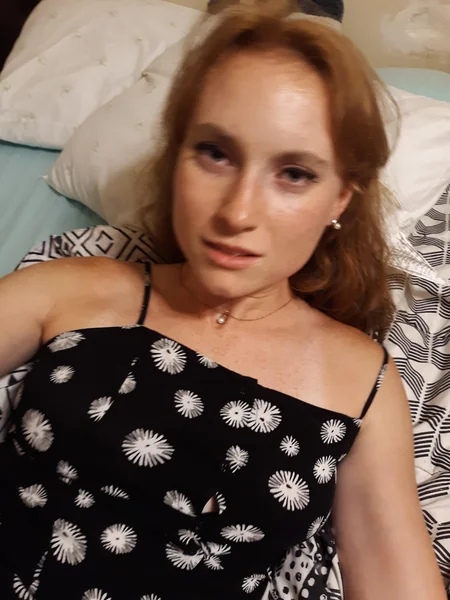 A redhead has fallen in love with a black man photo 9