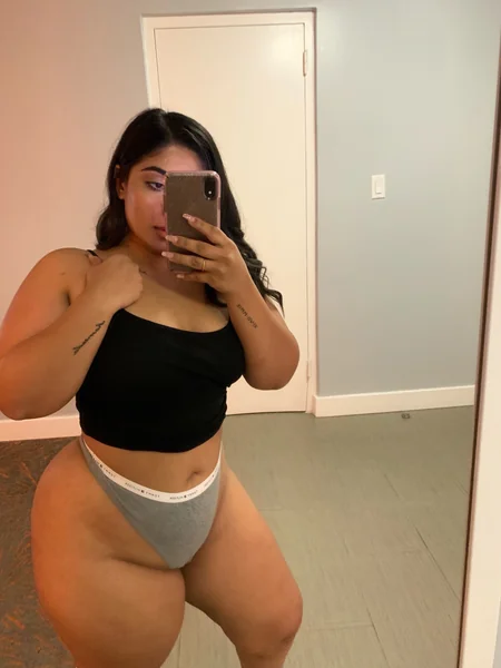 The plump ass of a woman from Afghanistan photo 1