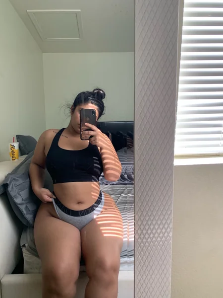 The plump ass of a woman from Afghanistan photo 9