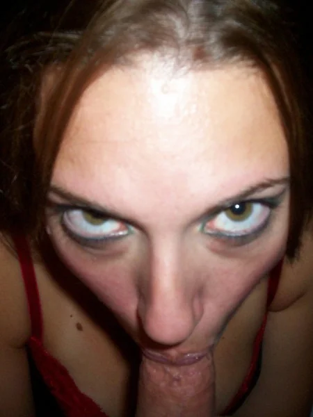 A modest beauty named Sydney photo 14