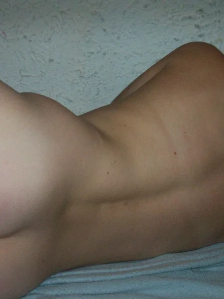 A long-haired American girl with a tight pussy photo 18