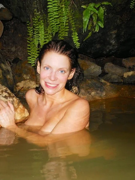 A modelo escaldante Jessica trabalha como acompanhante ocasionalmente foto 27