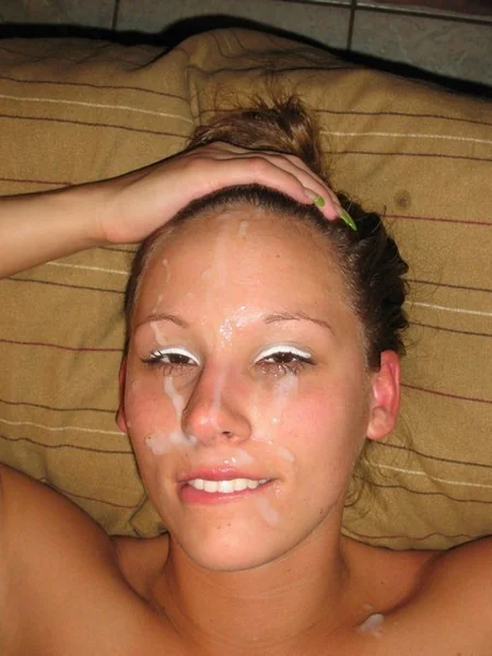 Агата любит мочу и сперму фото 14