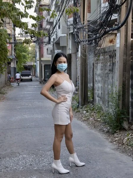 Роскошная тайская эскортница фото 17